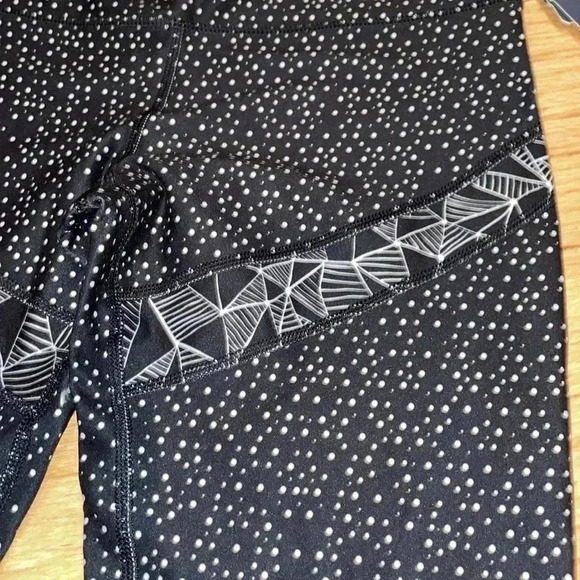 ☀️☀️Scorpio Soul cropped leggings- Small - Picture 4 of 7